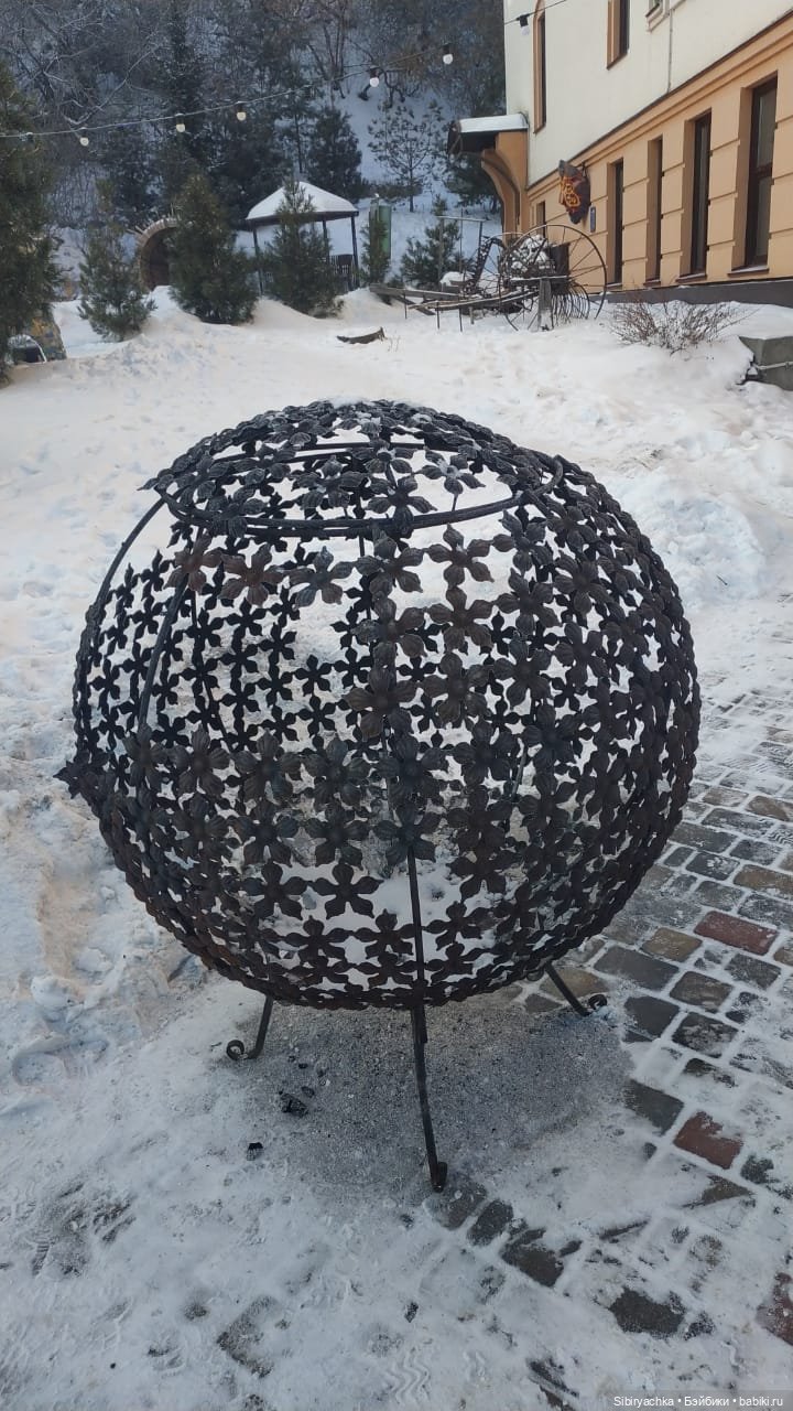 Василёк в сувенирной лавке (фото 2)