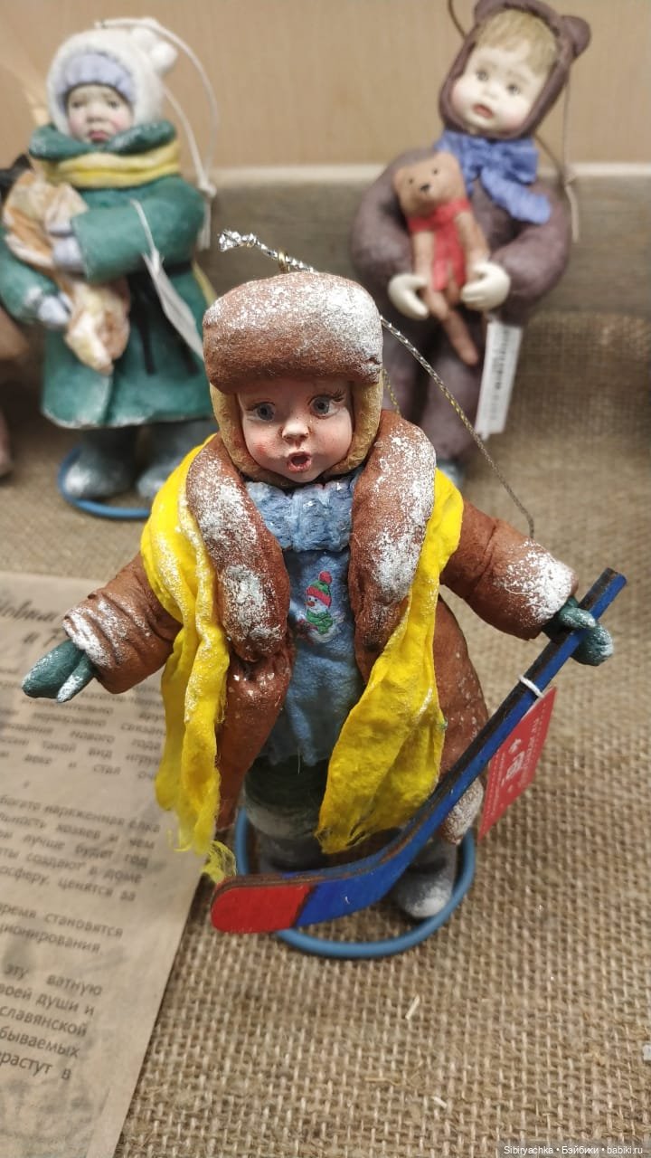 Василёк в сувенирной лавке