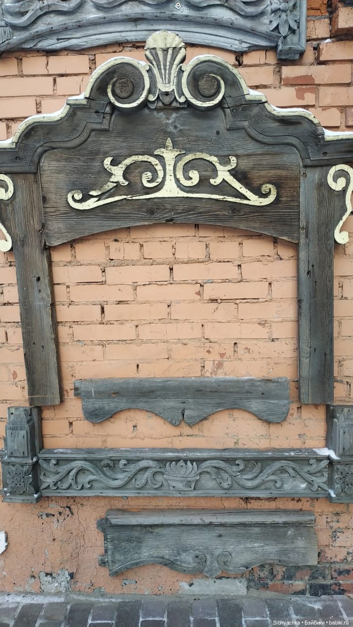 Василёк в сувенирной лавке