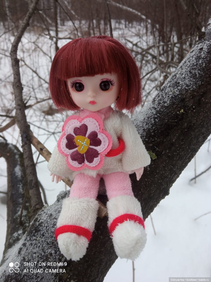 Василёк гуляет в лесу с Ариной и Лизой (фото 4)