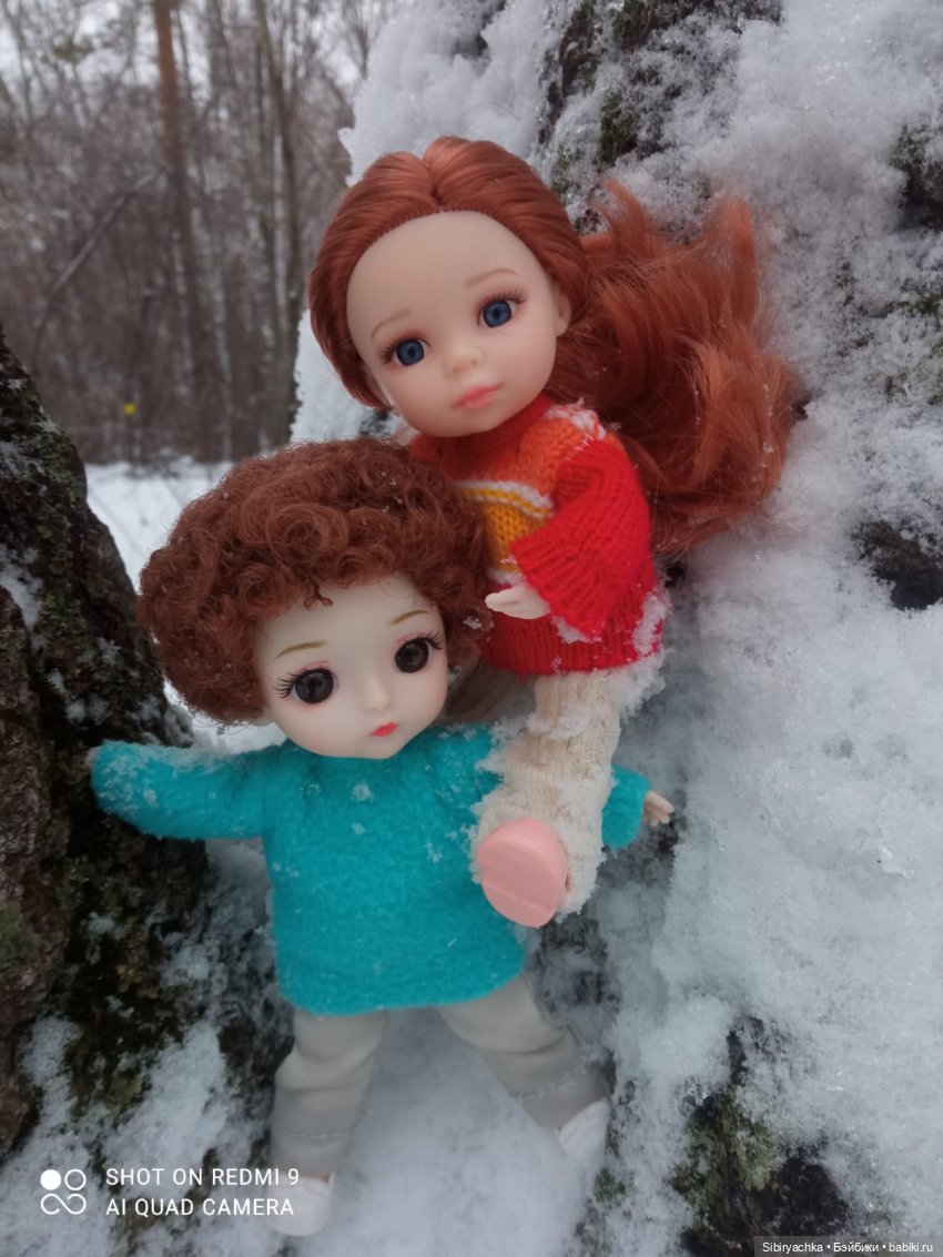 Василёк гуляет в лесу с Ариной и Лизой (фото 8)