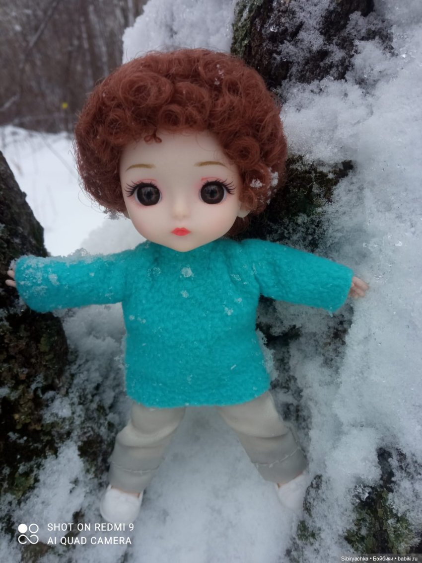 Василёк гуляет в лесу с Ариной и Лизой (фото 9)