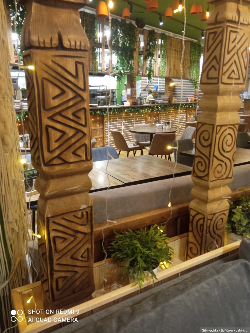 Яркое начало выходных у Таси и Васи