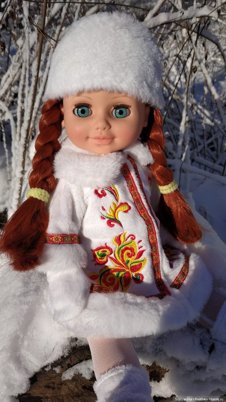 Снегурочка — Российские куклы Весна (фото 5)