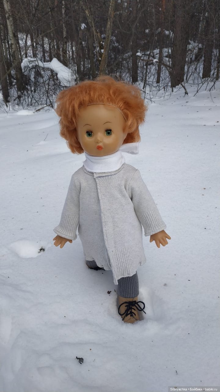 Первая прогулка Леночки в лесу (фото 4)