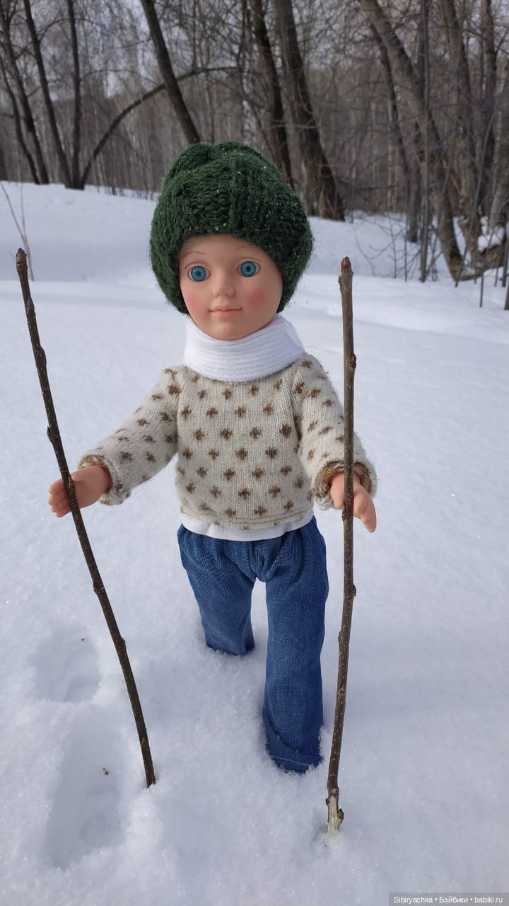 Александр гуляет в лесу — Российские куклы Весна
