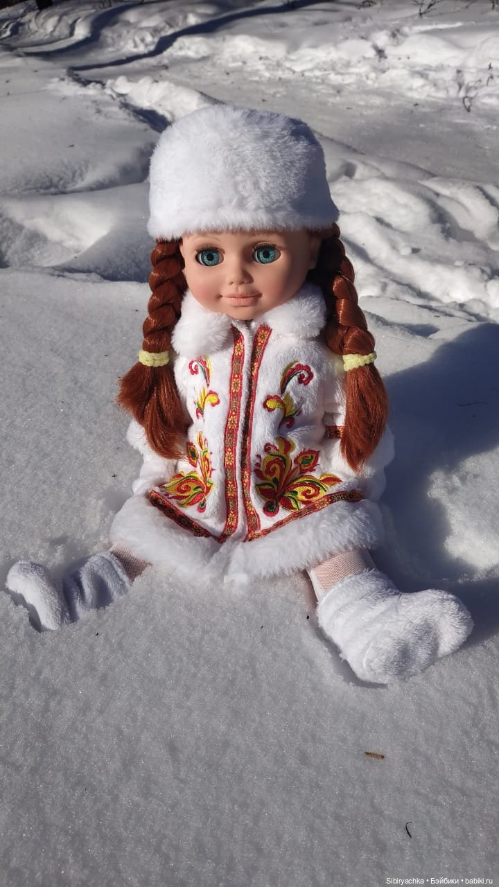 Аннушка отправилась в лес на поиски весны