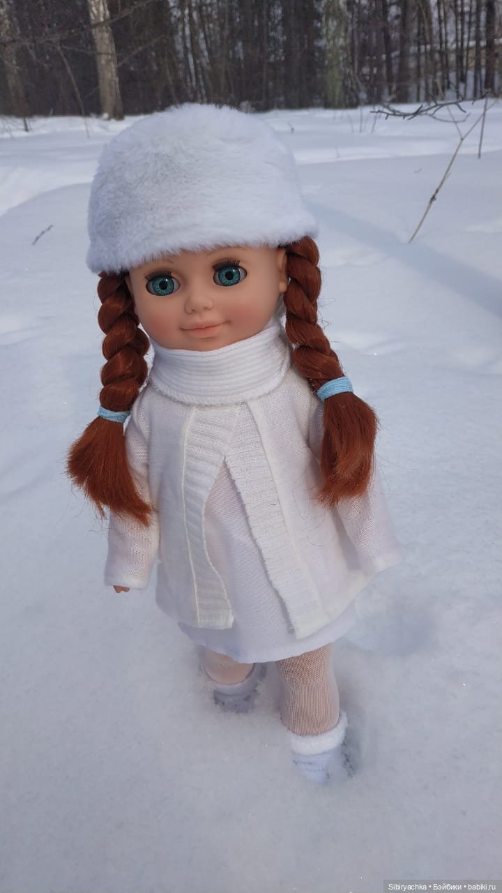 Аннушка, лес и цветы — Российские куклы Весна