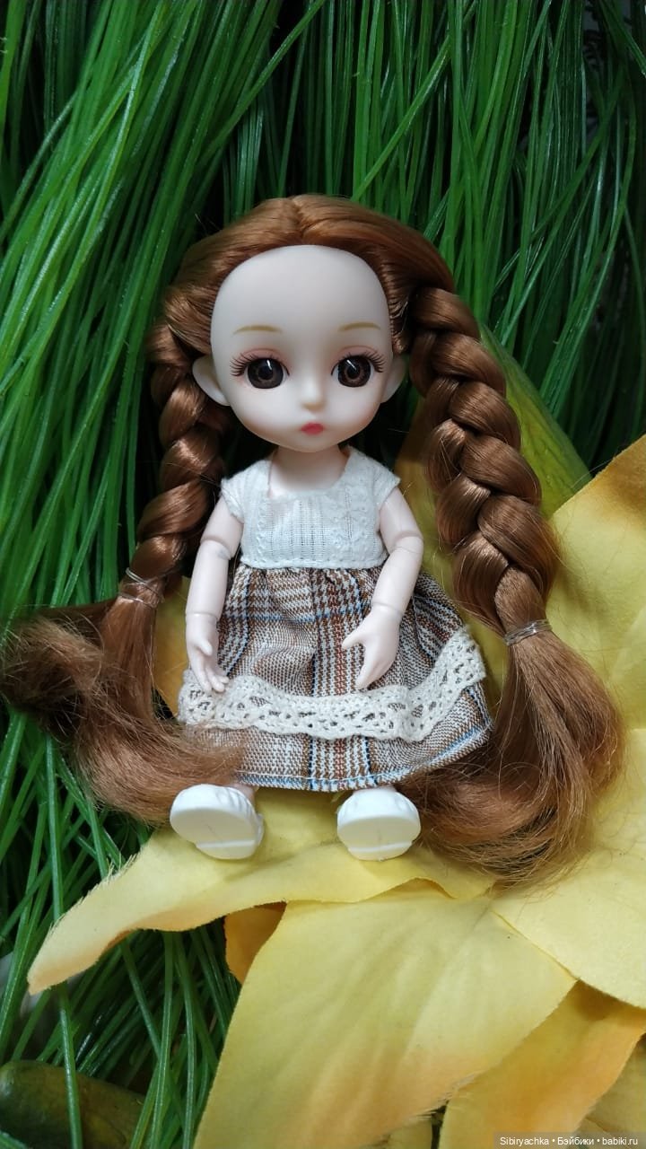 Глаша в цветочном отделе — Игровые куклы разных производителей (Разное): редкие бренды