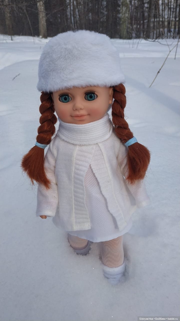 Аннушка, лес и цветы — Российские куклы Весна