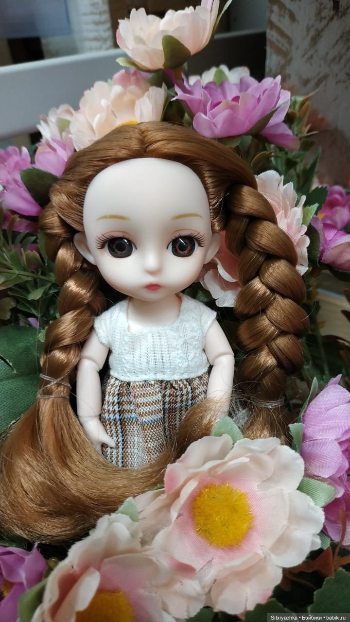 Глаша в цветочном отделе — Игровые куклы разных производителей (Разное): редкие бренды