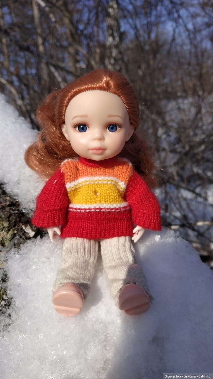 Малыши на прогулке в лесу (фото 2)