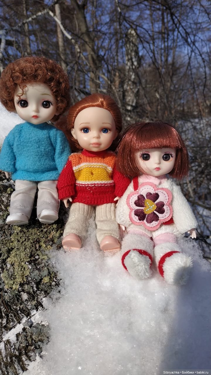 Малыши на прогулке в лесу (фото 4)