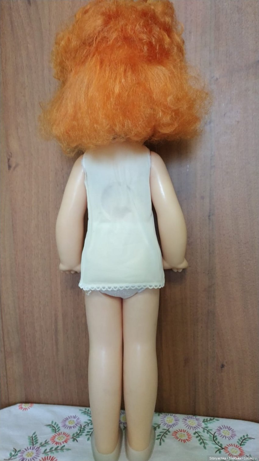 Рыжеволосая красавица Лиля из Ворошиловграда (фото 4)