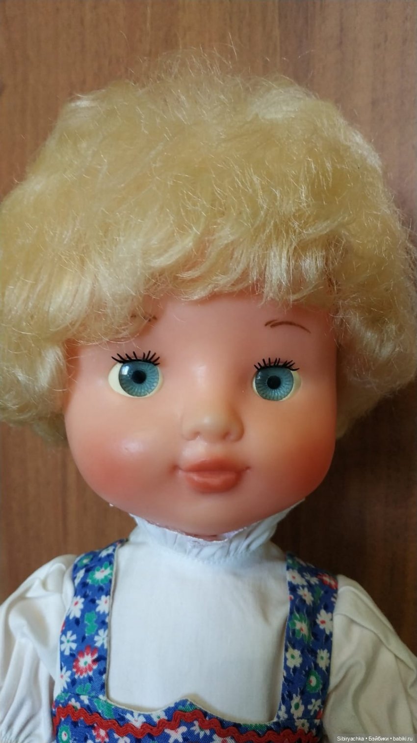 Белокурая малышка из прошлого Валюша