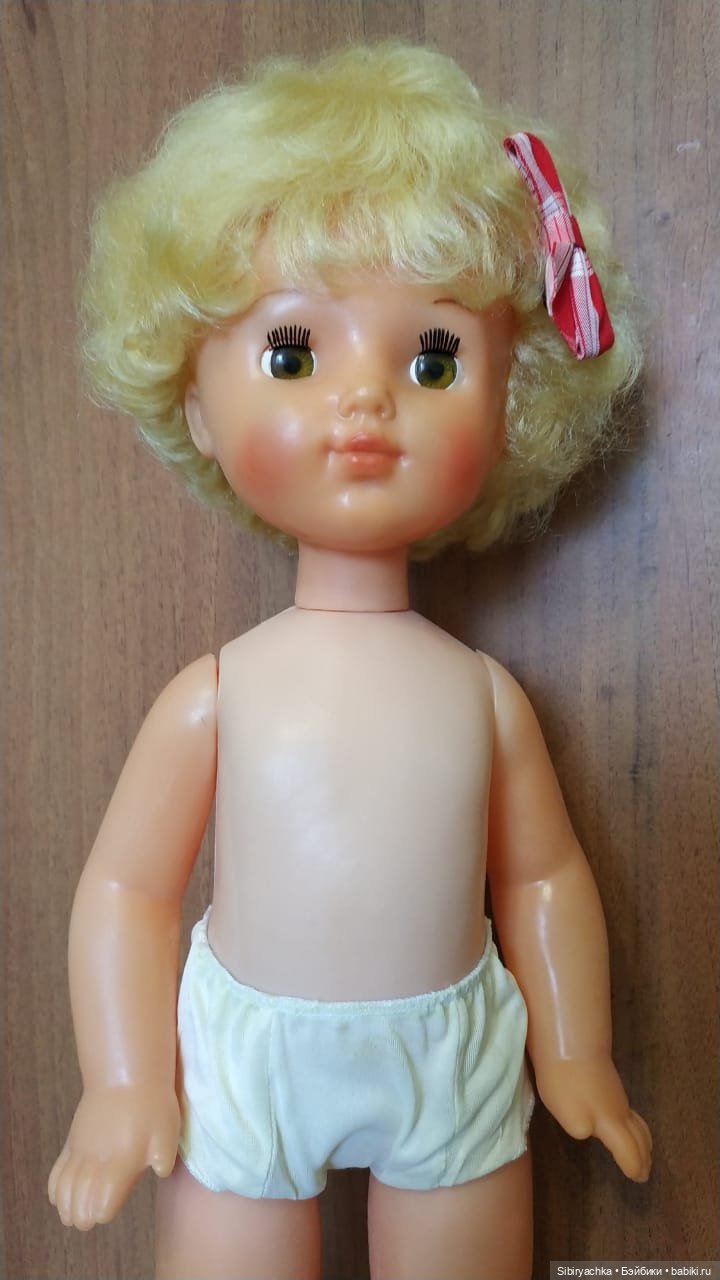 Белокурая малышка из прошлого Валюша (фото 4)