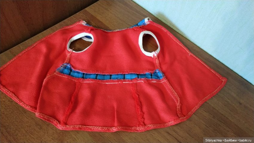 Белокурая малышка из прошлого Валюша