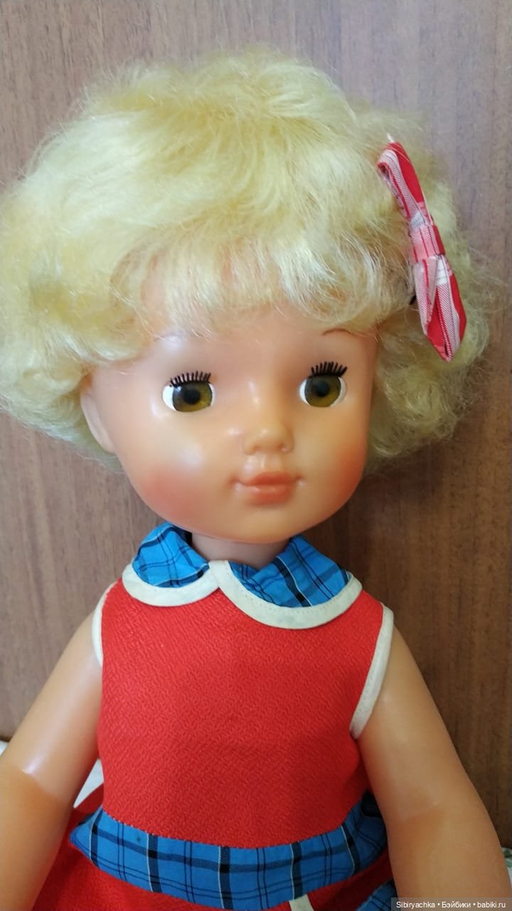 Белокурая малышка из прошлого Валюша (фото 7)