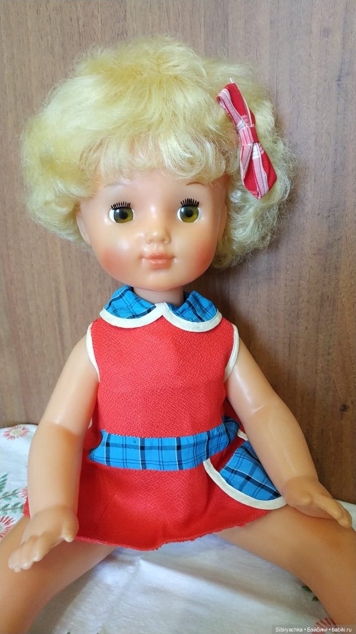 Белокурая малышка из прошлого Валюша (фото 8)
