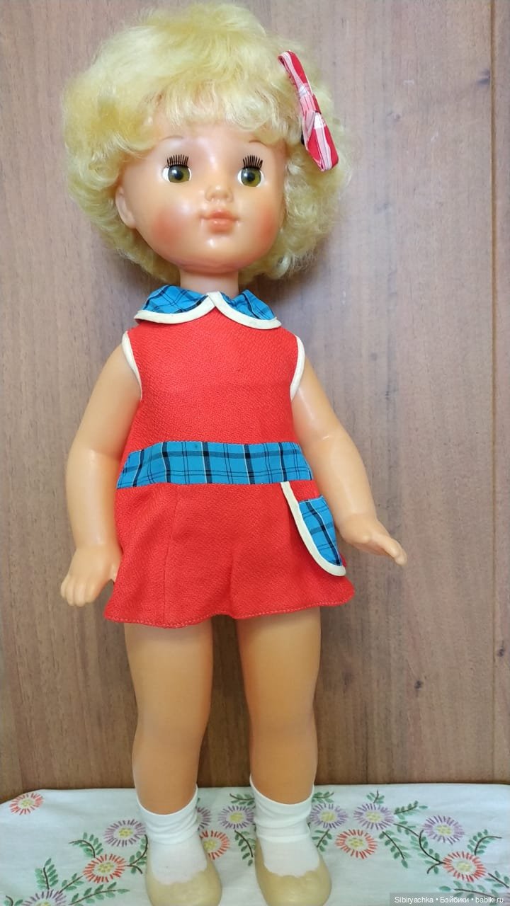 Белокурая малышка из прошлого Валюша (фото 10)