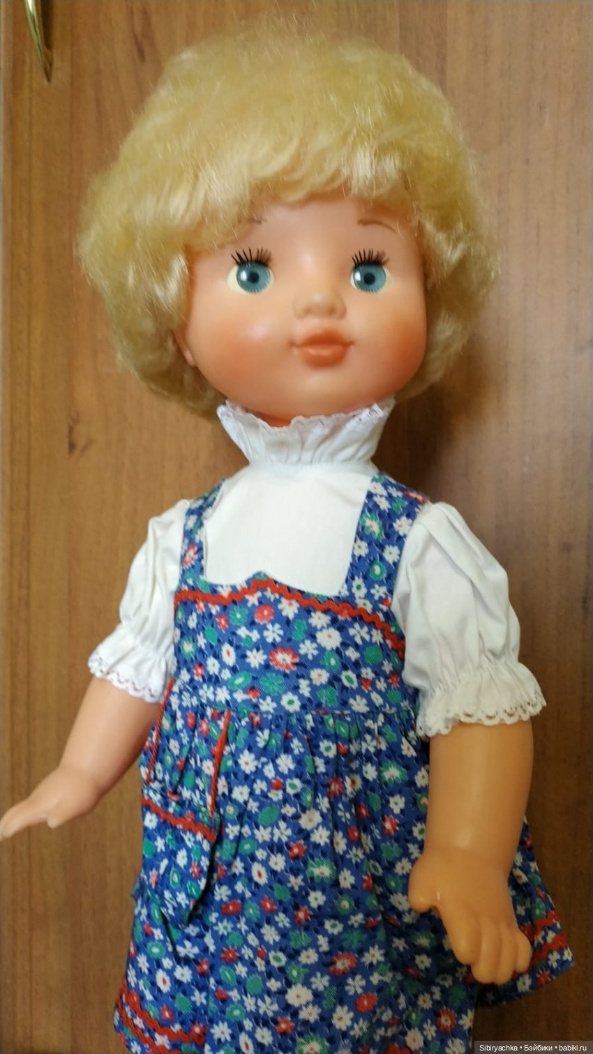Белокурая малышка из прошлого Валюша