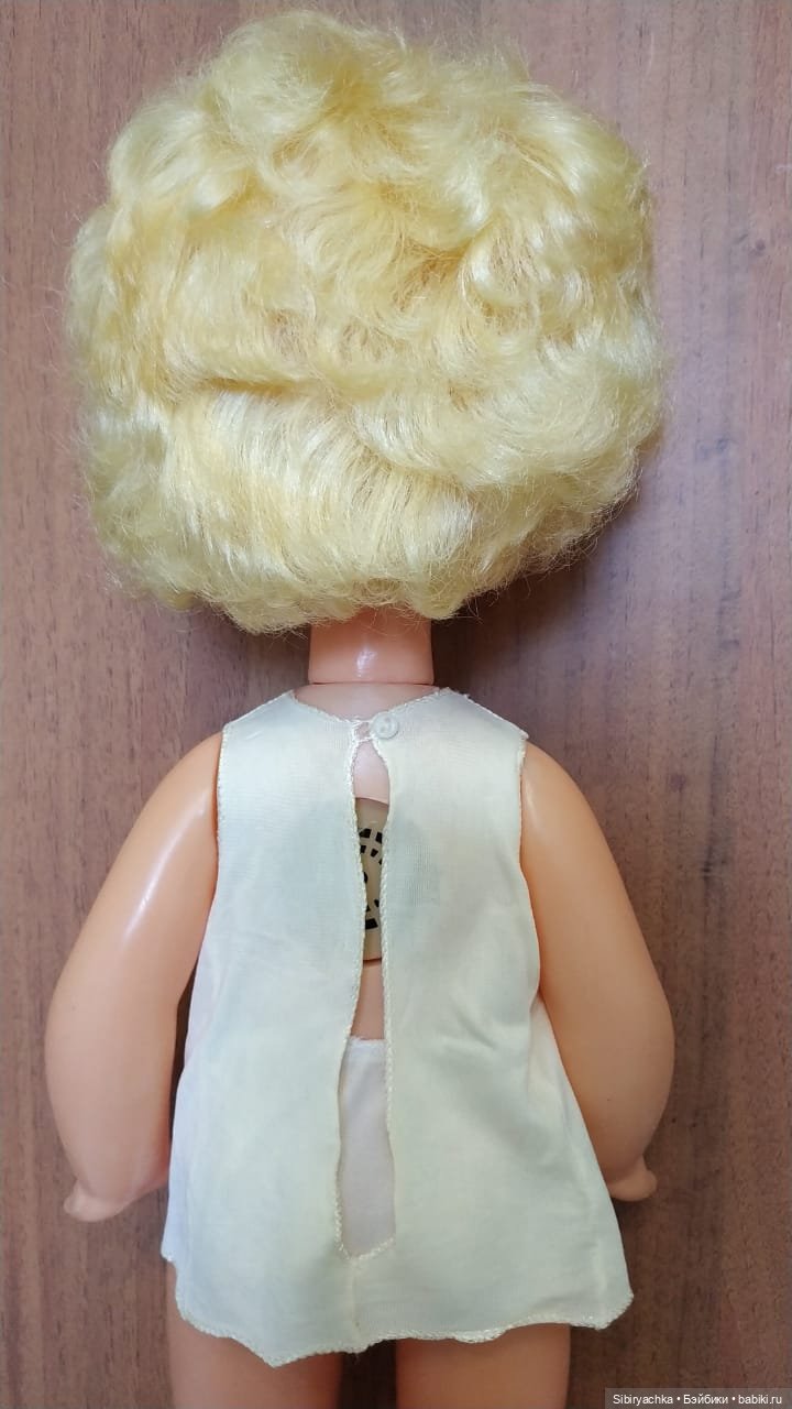 Белокурая малышка из прошлого Валюша (фото 2)