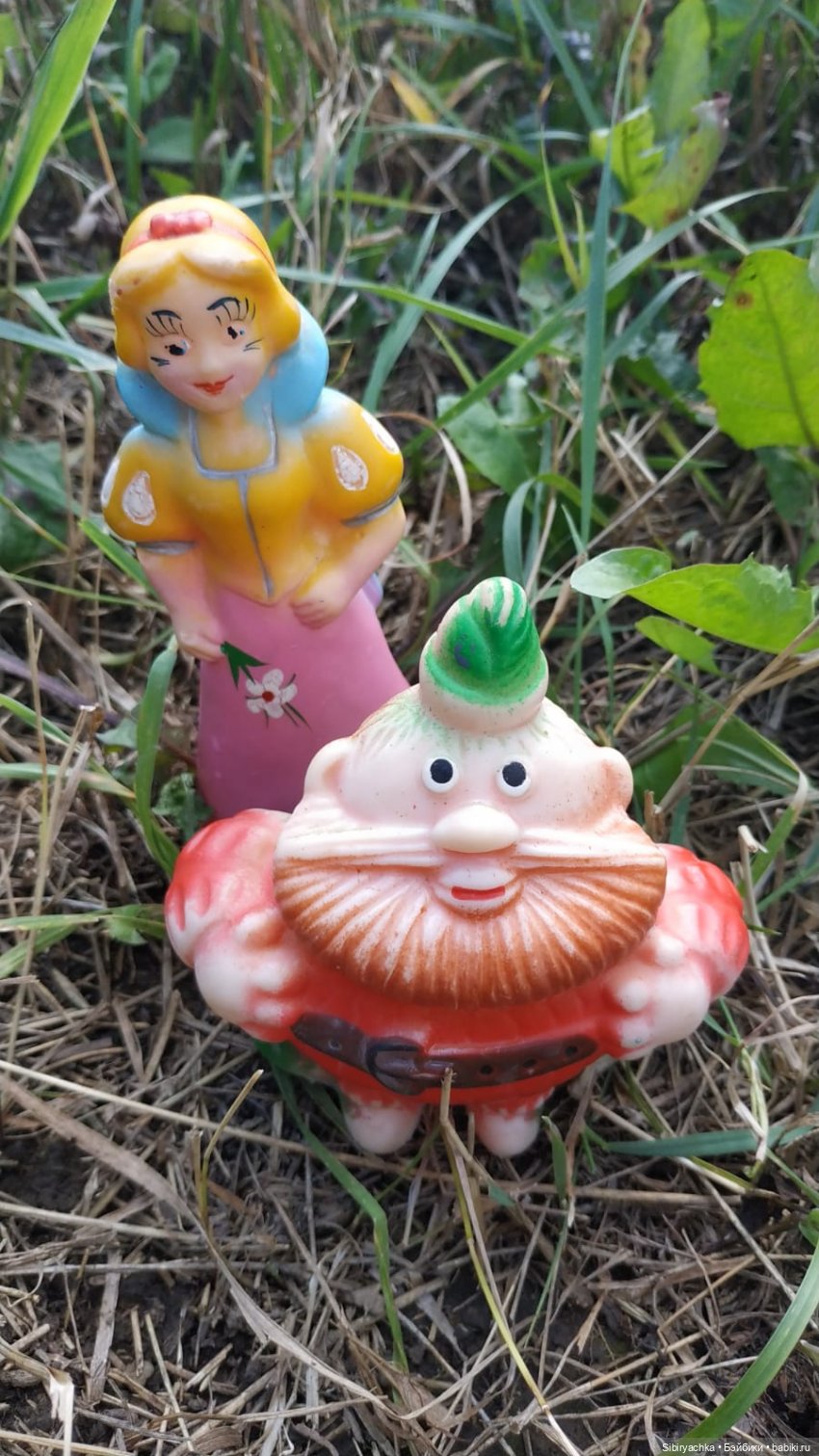 Летние игры со старыми игрушками