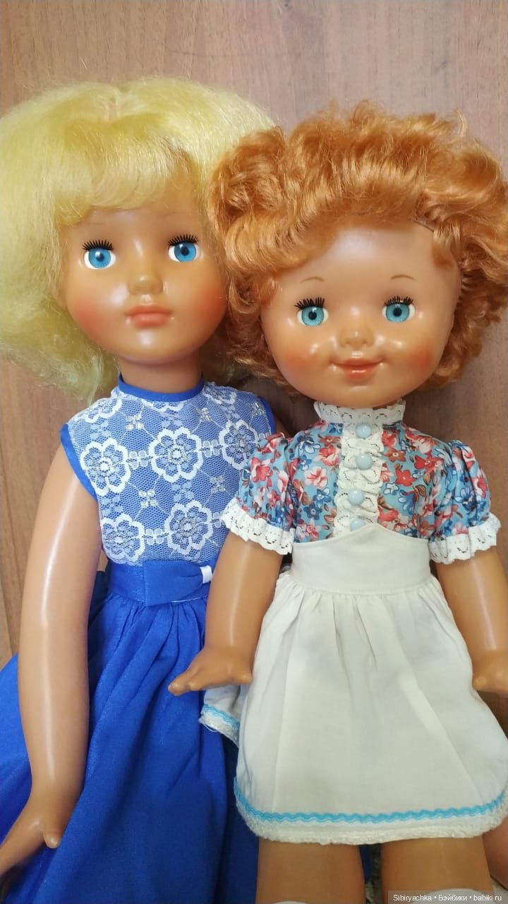 Синий, голубой и белый цвета в кукольной одежде (фото 9)