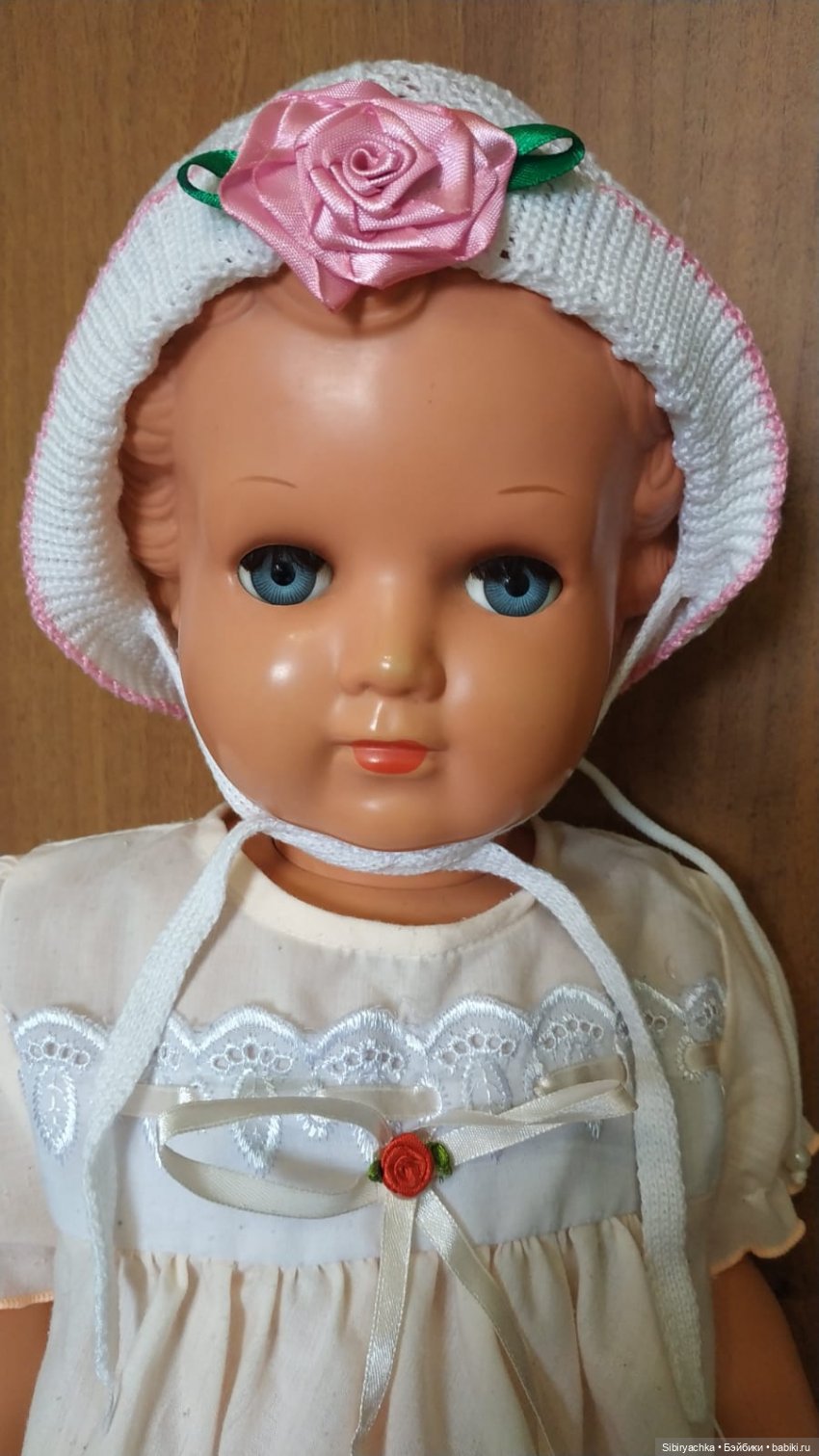 Варенька примеряет наряды к лету