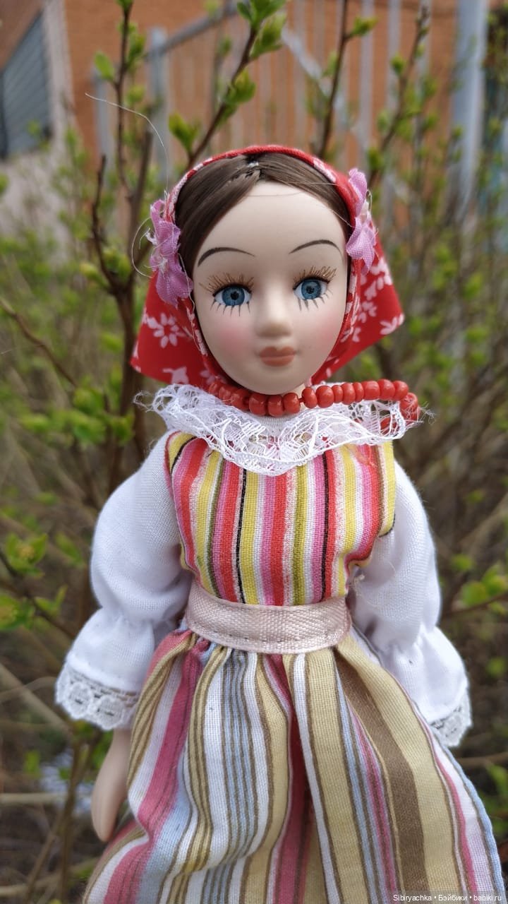 Весенняя прогулка Дуняши — Игровые куклы разных производителей (Разное): редкие бренды