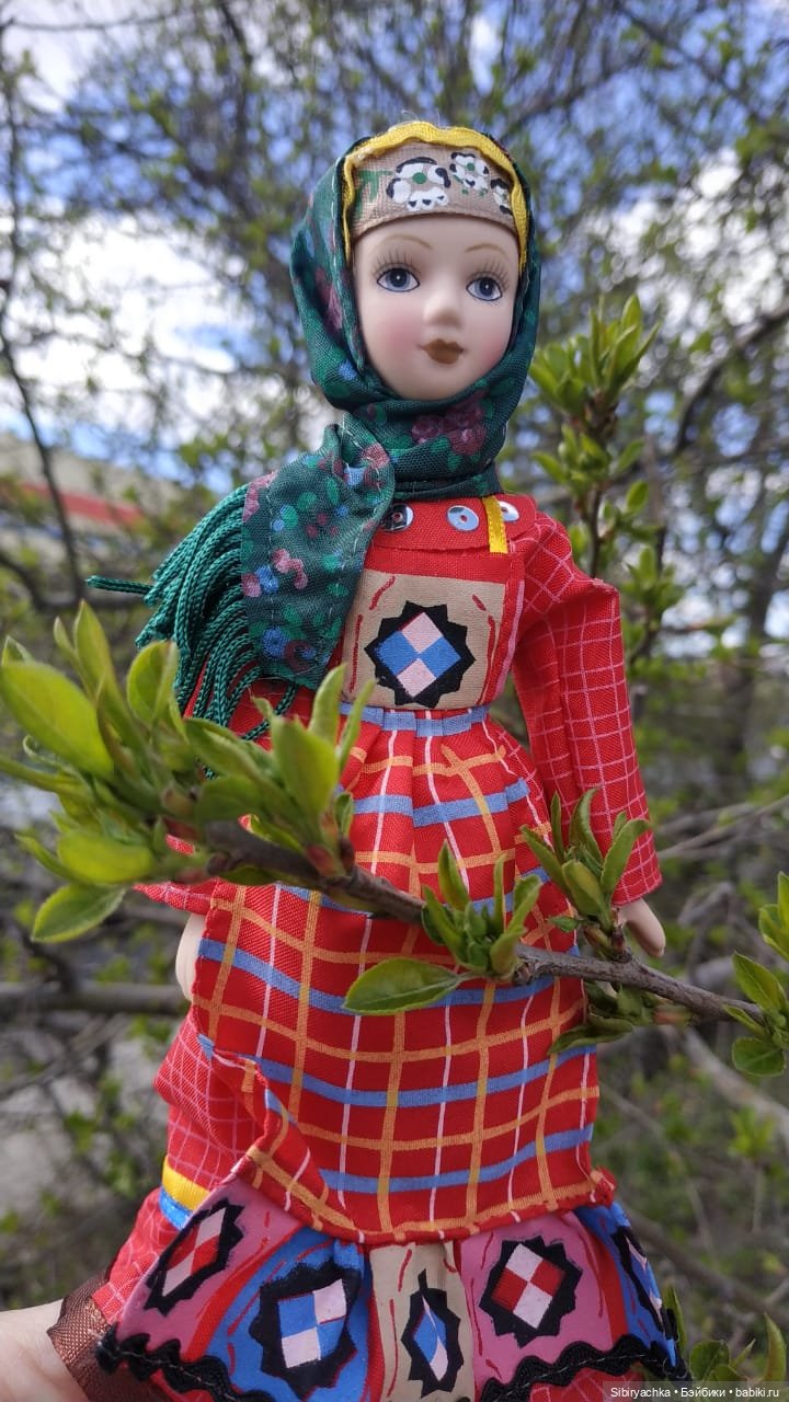 Весенняя прогулка Валюши — Игровые куклы разных производителей (Разное): редкие бренды