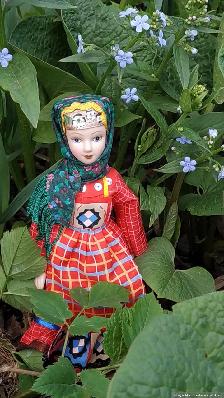 Весенняя прогулка Валюши — Игровые куклы разных производителей (Разное): редкие бренды