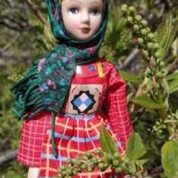 Весенняя прогулка Валюши.