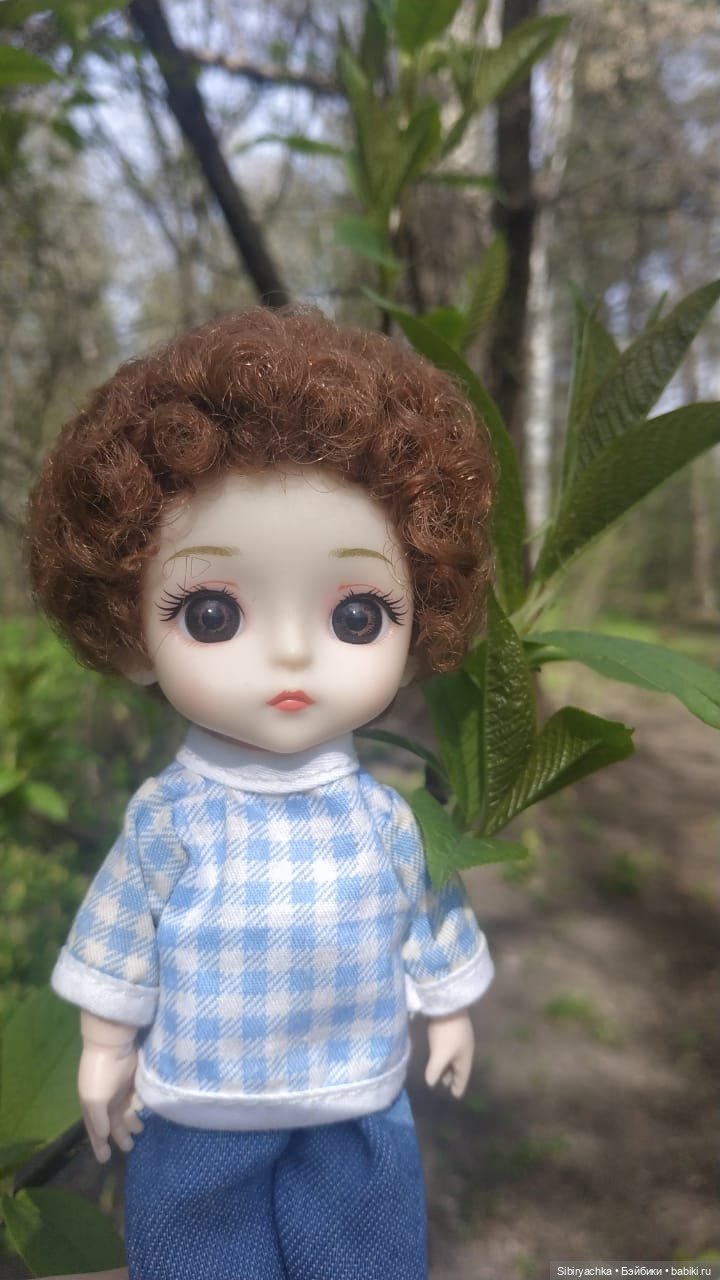 Первая весенняя прогулка Василька