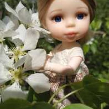 Первая прогулка Полины.