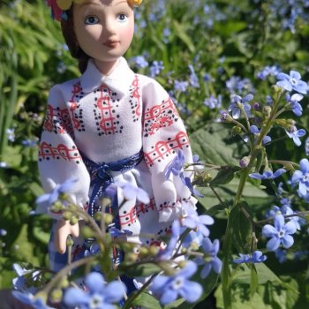 Майская прогулка Маняши.