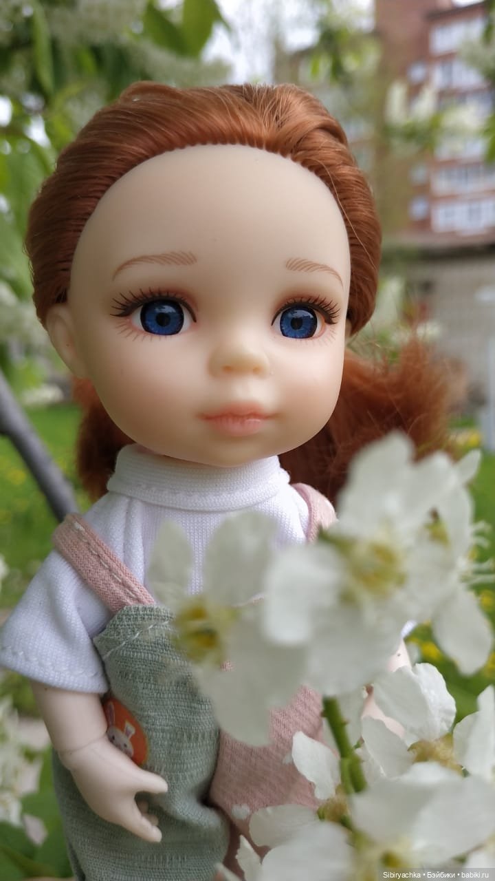 Майская прогулка Лизоньки