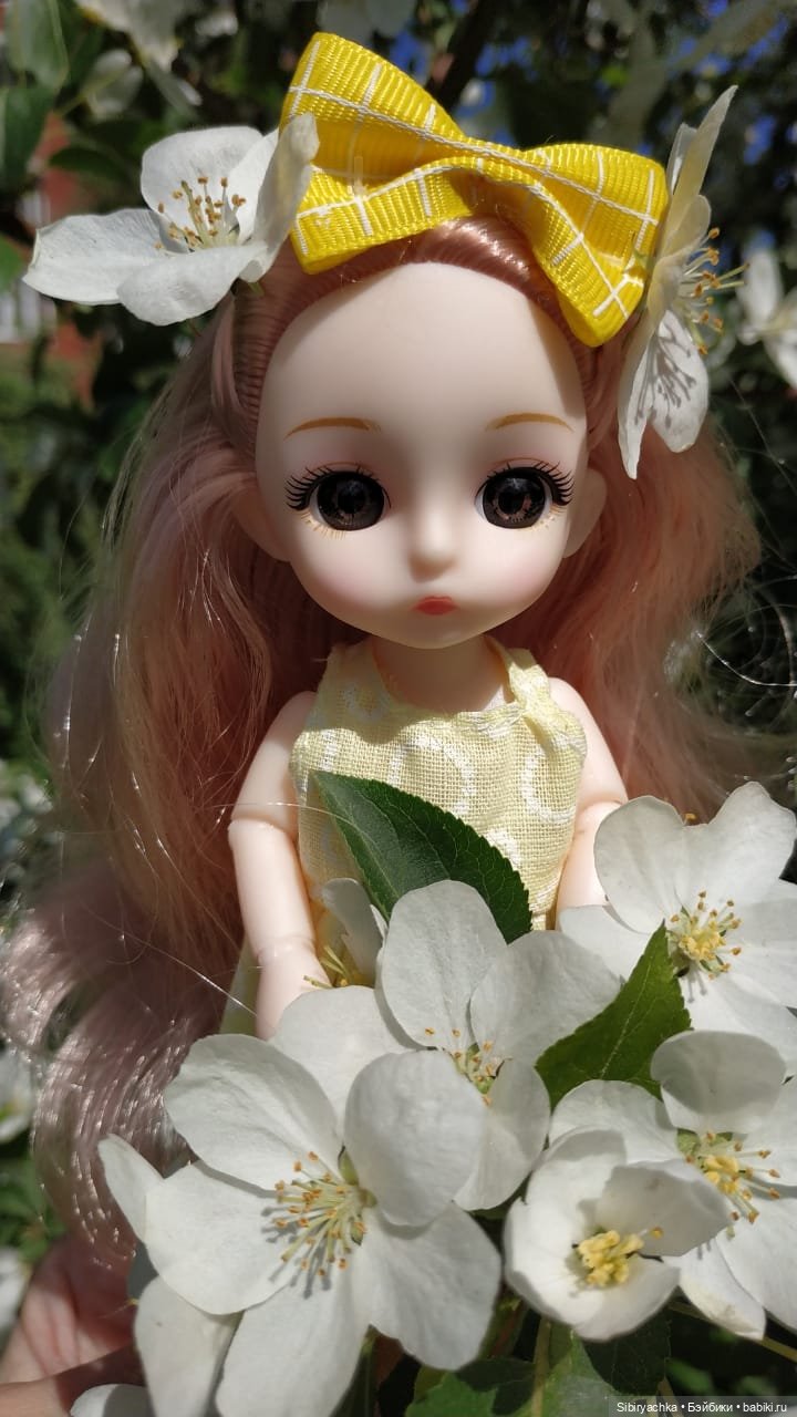 Майская прогулка Глаши и Сонечки