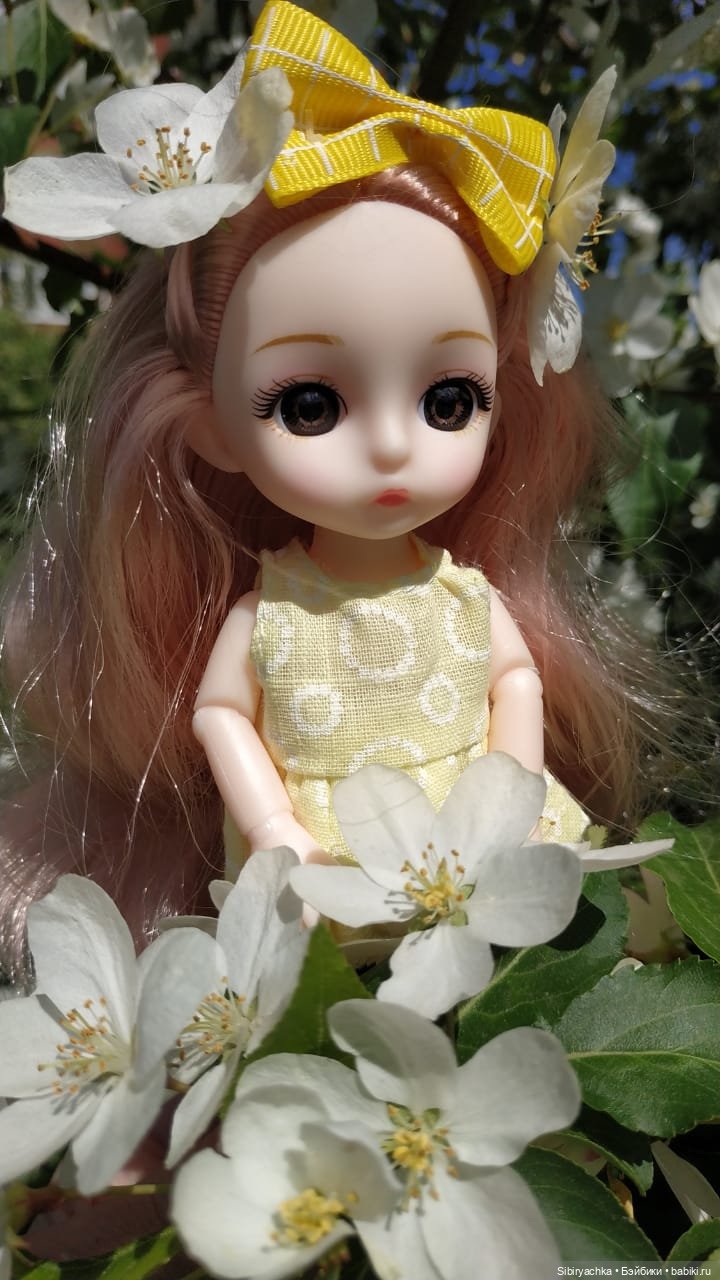 Майская прогулка Глаши и Сонечки