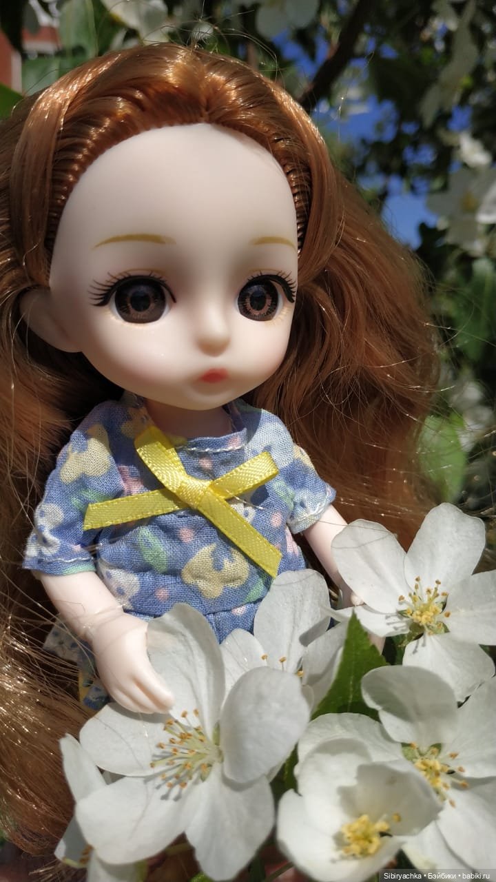 Майская прогулка Глаши и Сонечки