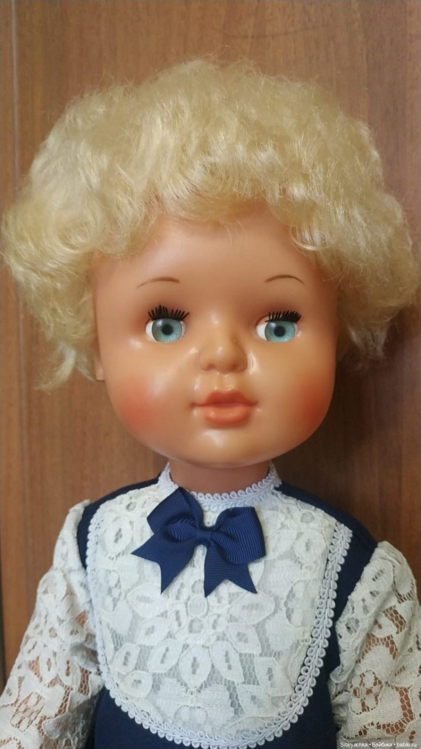 Вельветовые наряды девочек из прошлого (фото 2)