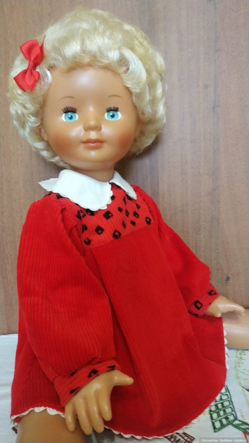 Вельветовые наряды девочек из прошлого