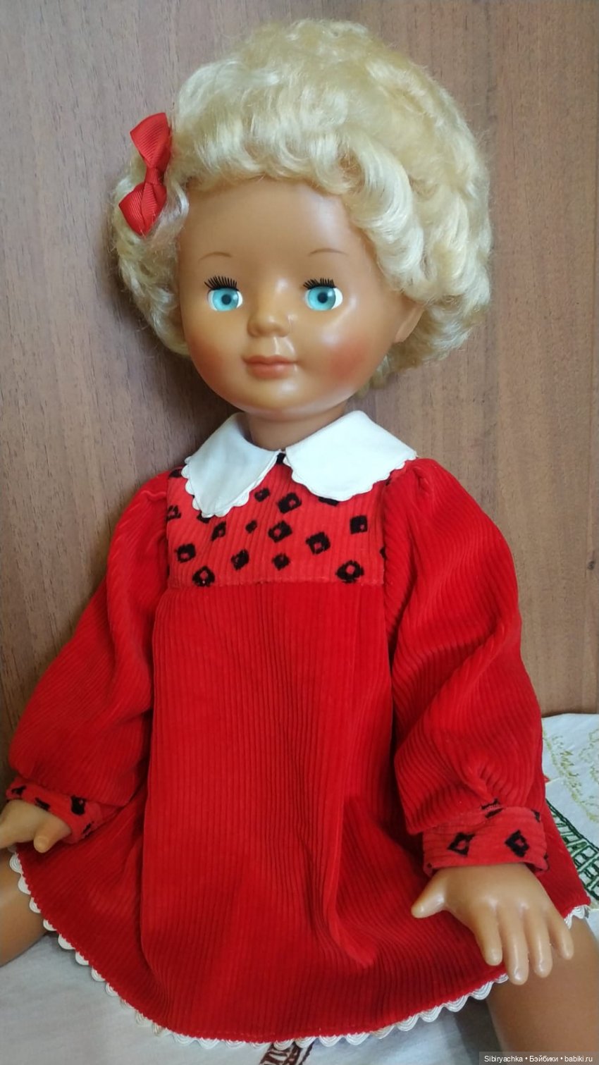 Вельветовые наряды девочек из прошлого