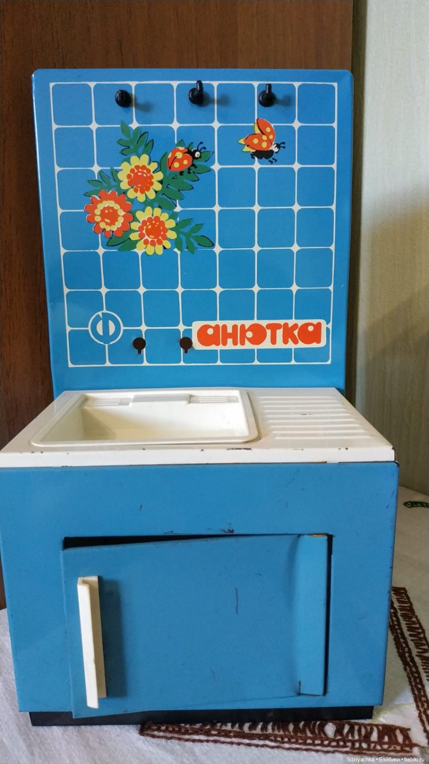 Кухонный гарнитур "Анютка"