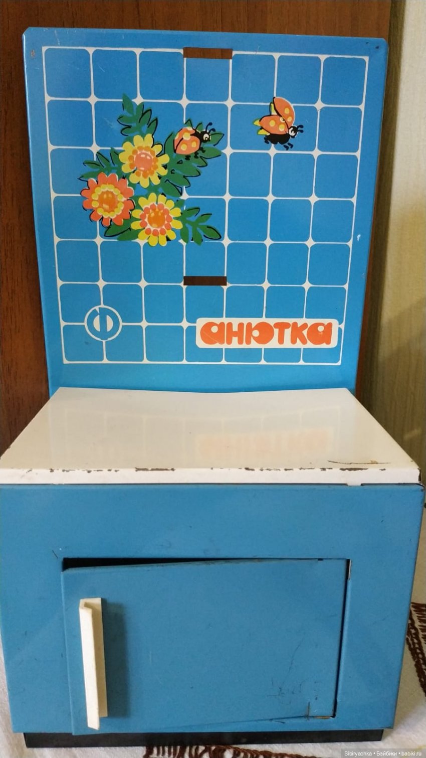 Кухонный гарнитур "Анютка"