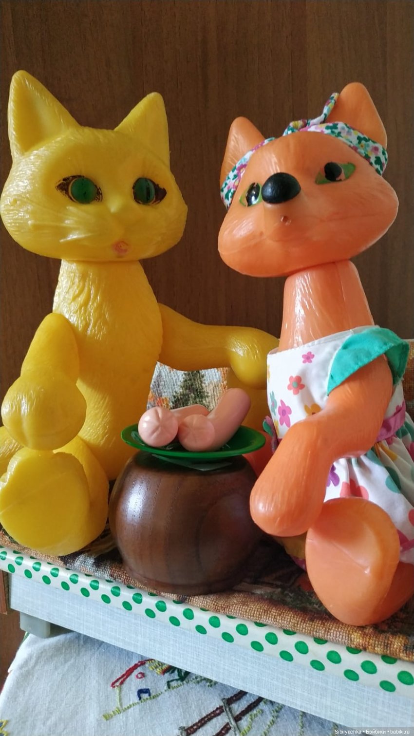 Котофей Иванович - новый сосед Лисы Патрикеевны