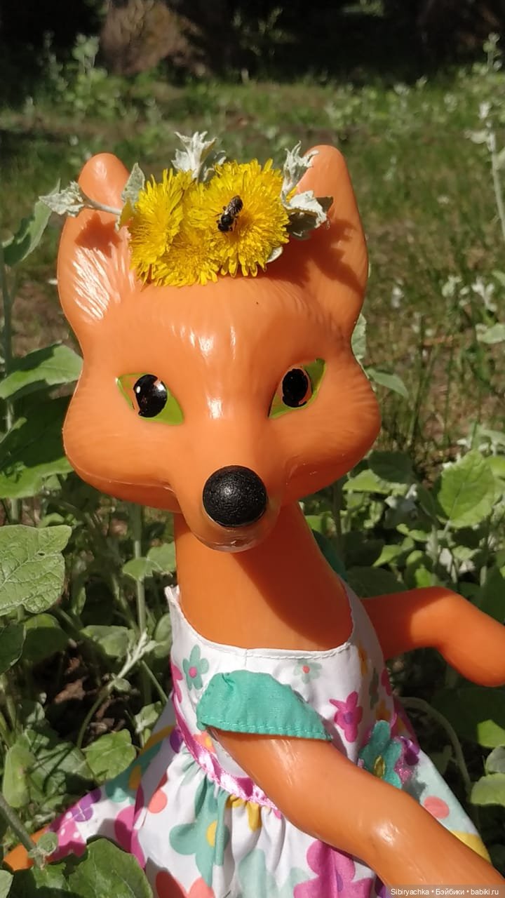 Небольшая прогулка Лисы Патрикеевны по городу