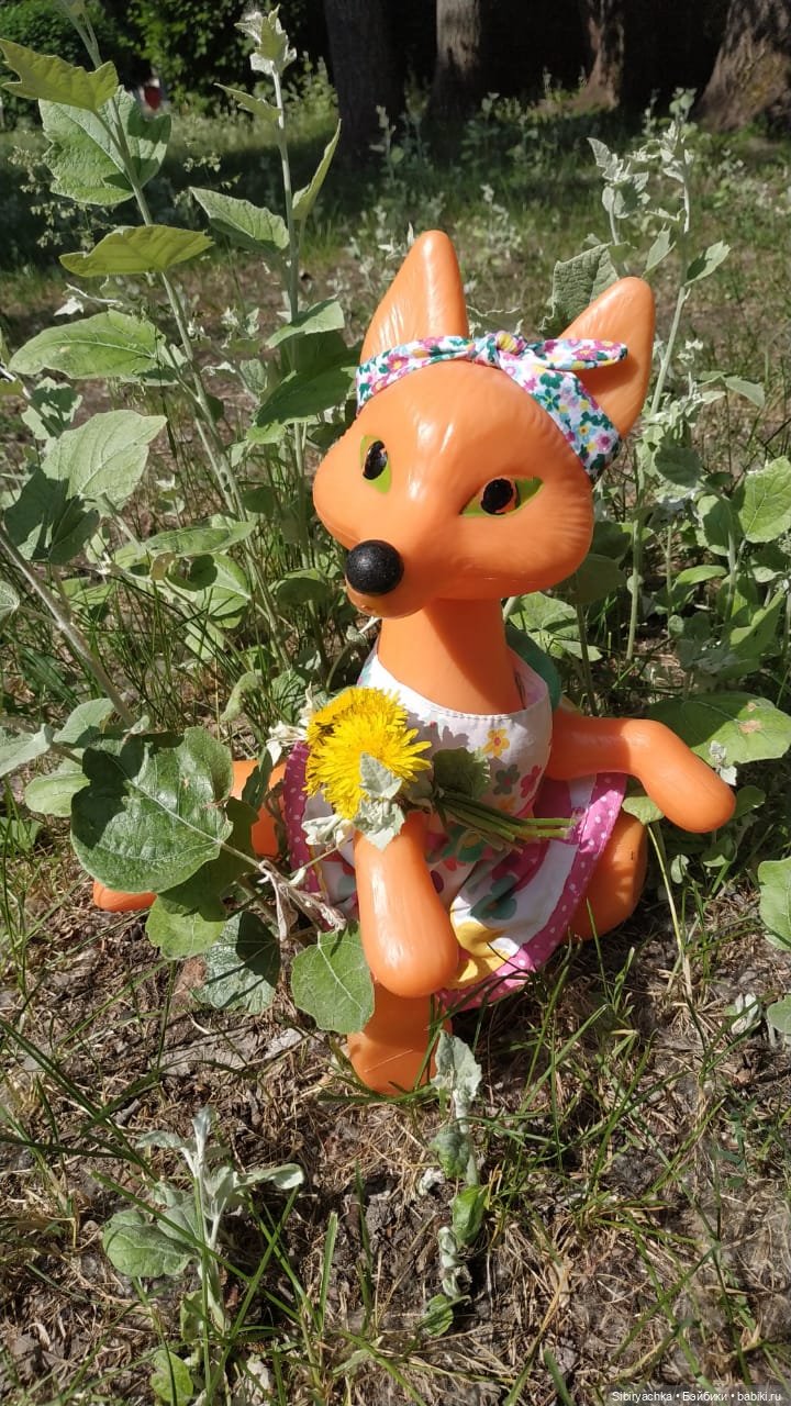 Небольшая прогулка Лисы Патрикеевны по городу