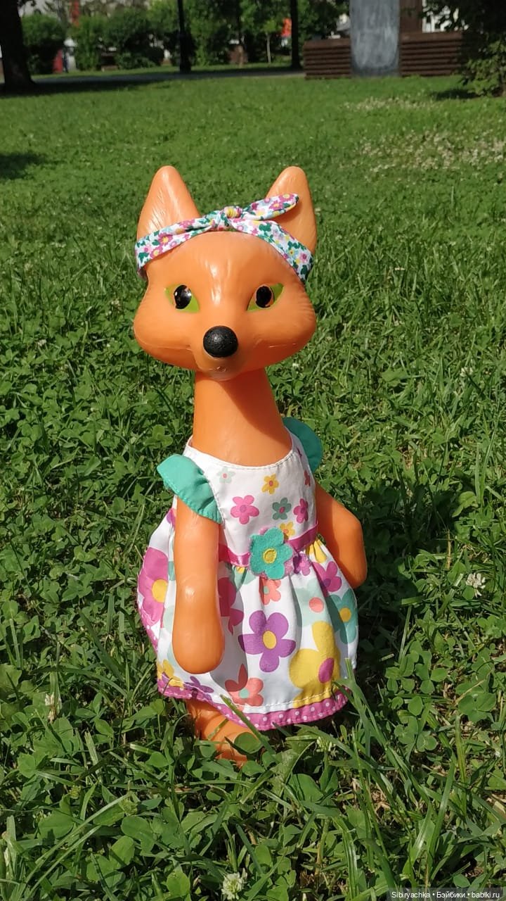 Небольшая прогулка Лисы Патрикеевны по городу (фото 10)