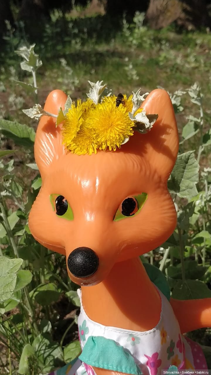 Небольшая прогулка Лисы Патрикеевны по городу